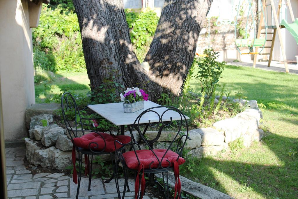 A L'Oree Du Pin Bed & Breakfast Aix-en-Provence Ngoại thất bức ảnh